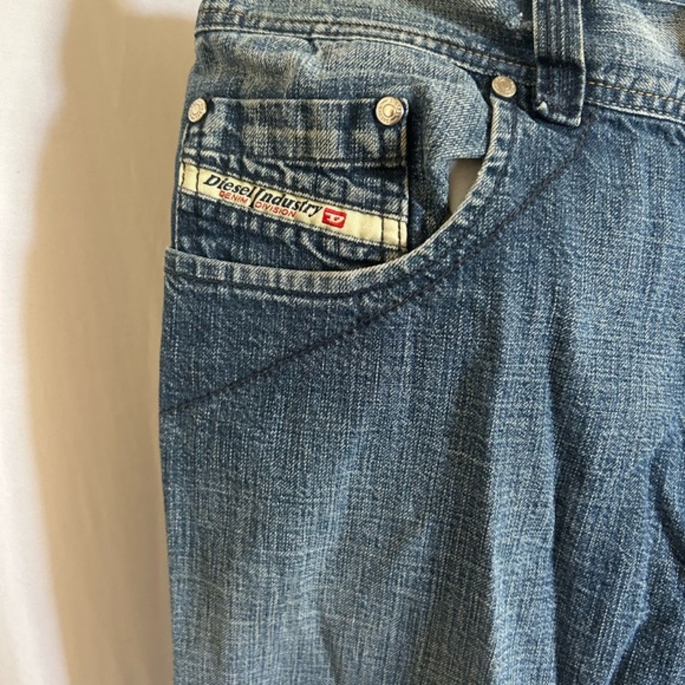 Vintage Diesel Men's Blue Jeans